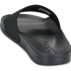 adidas Adilette