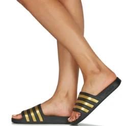adidas Adilette
