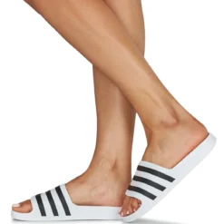 adidas Adilette