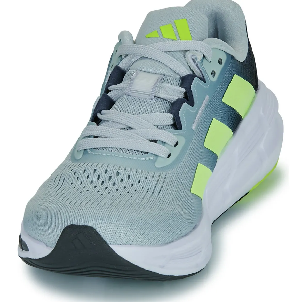 adidas QUESTAR 3 M
