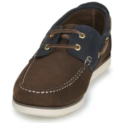 Barbour WAKE