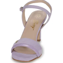 Betty London ALICE