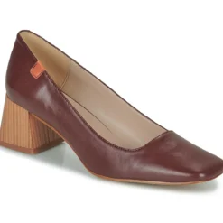 Betty London CLAUDIE
