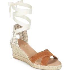 Betty London IDILE