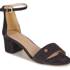 Betty London INNAMATA