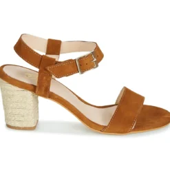 Betty London JIKOTIFE