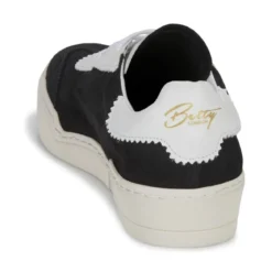 Betty London MADOUCE