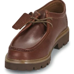 Clarks Cleyhill Seam