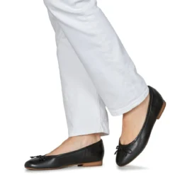 Clarks FAWNA LILY