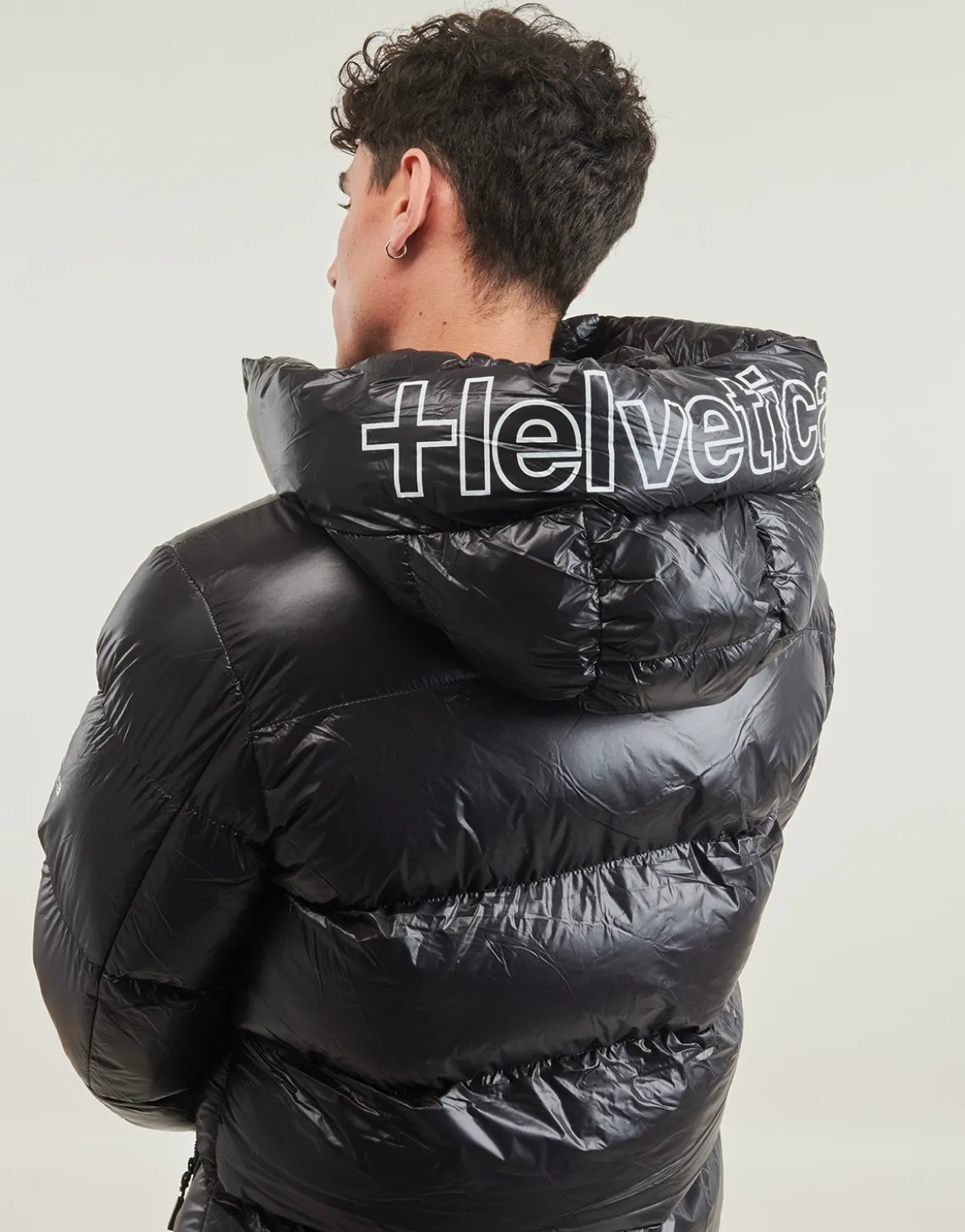 Dynejakker Helvetica