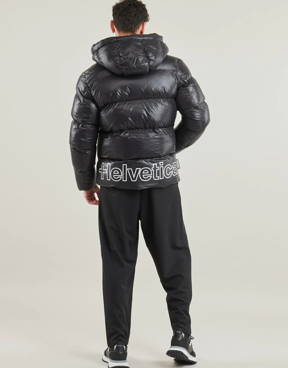 Dynejakker Helvetica