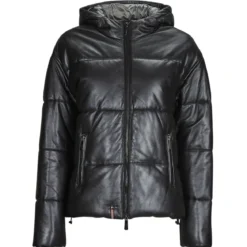 Dynejakker Oakwood