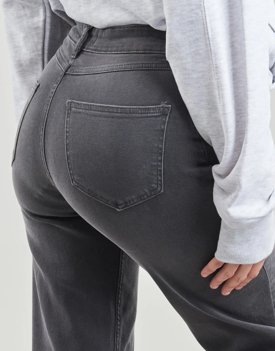 Flare Jeans Only