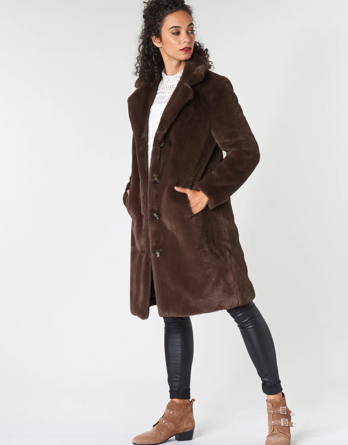 Frakker Oakwood