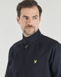 Jakker Lyle & Scott