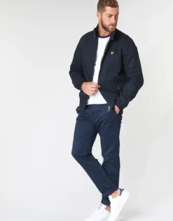 Jakker Lyle & Scott
