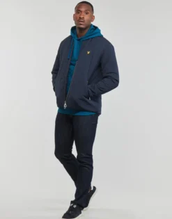 Jakker Lyle & Scott