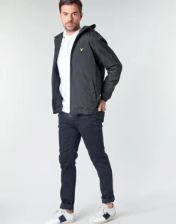 Jakker Lyle & Scott