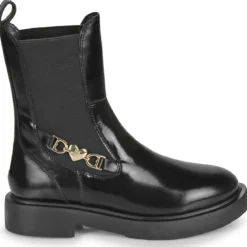 Love Moschino Love
