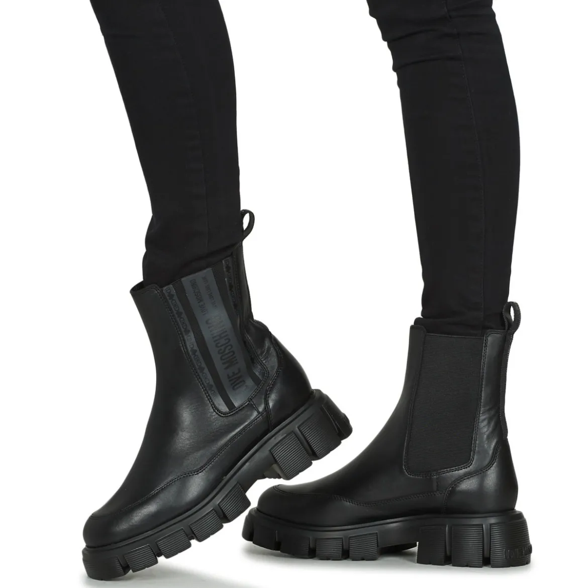 Love Moschino WINTER TASSEL