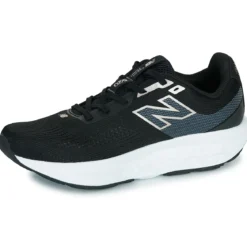 New Balance 520