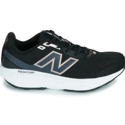 New Balance 520