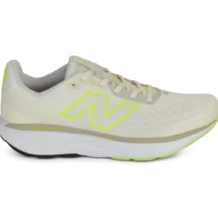 New Balance 520