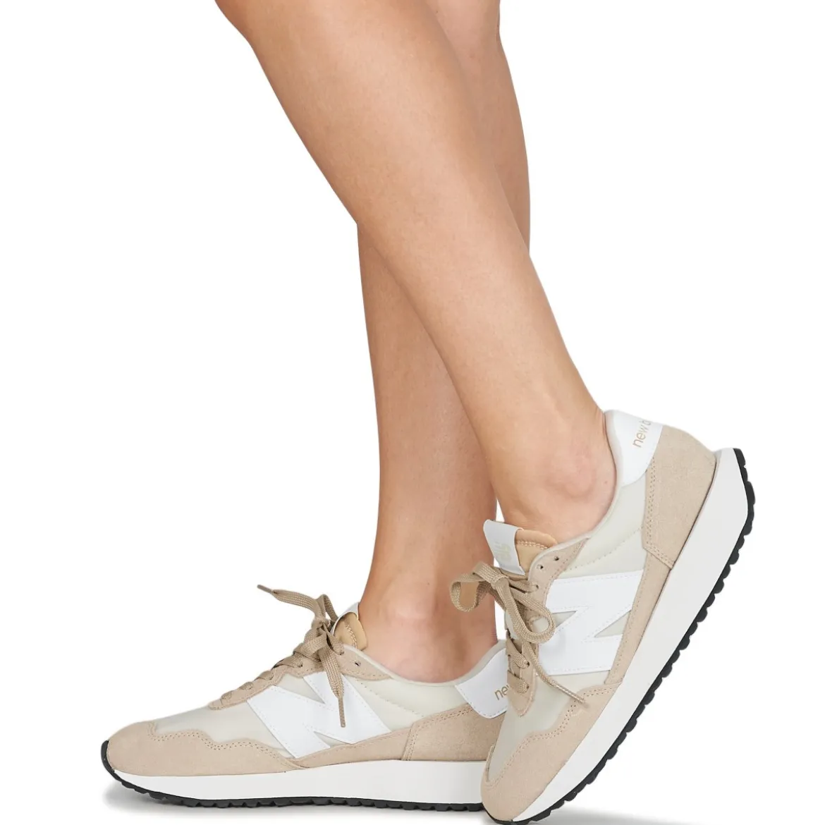 New Balance 237