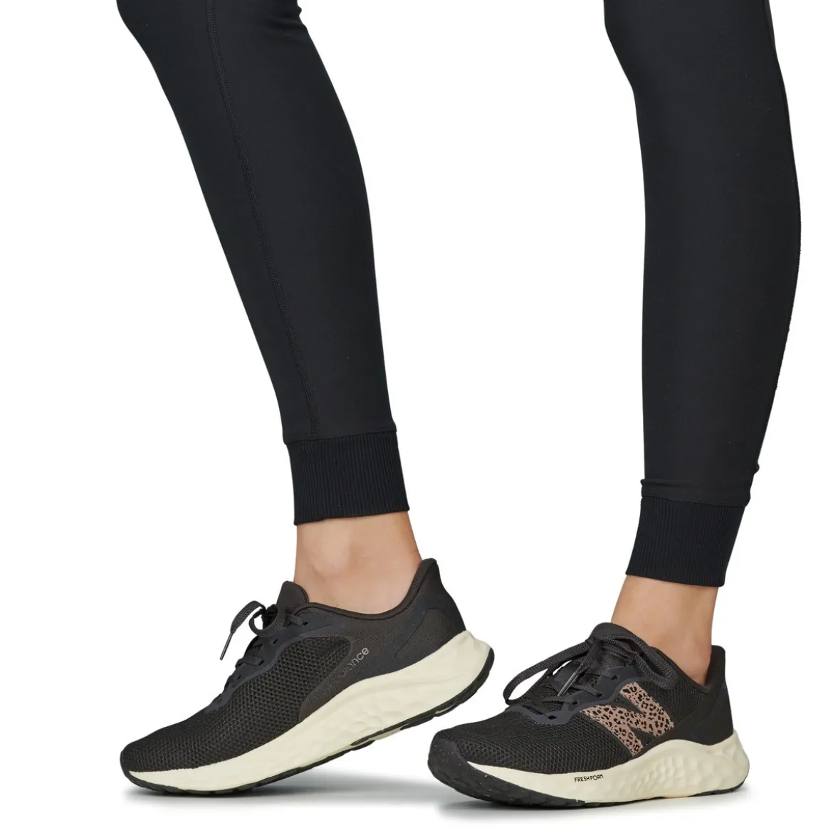 New Balance ARISHI