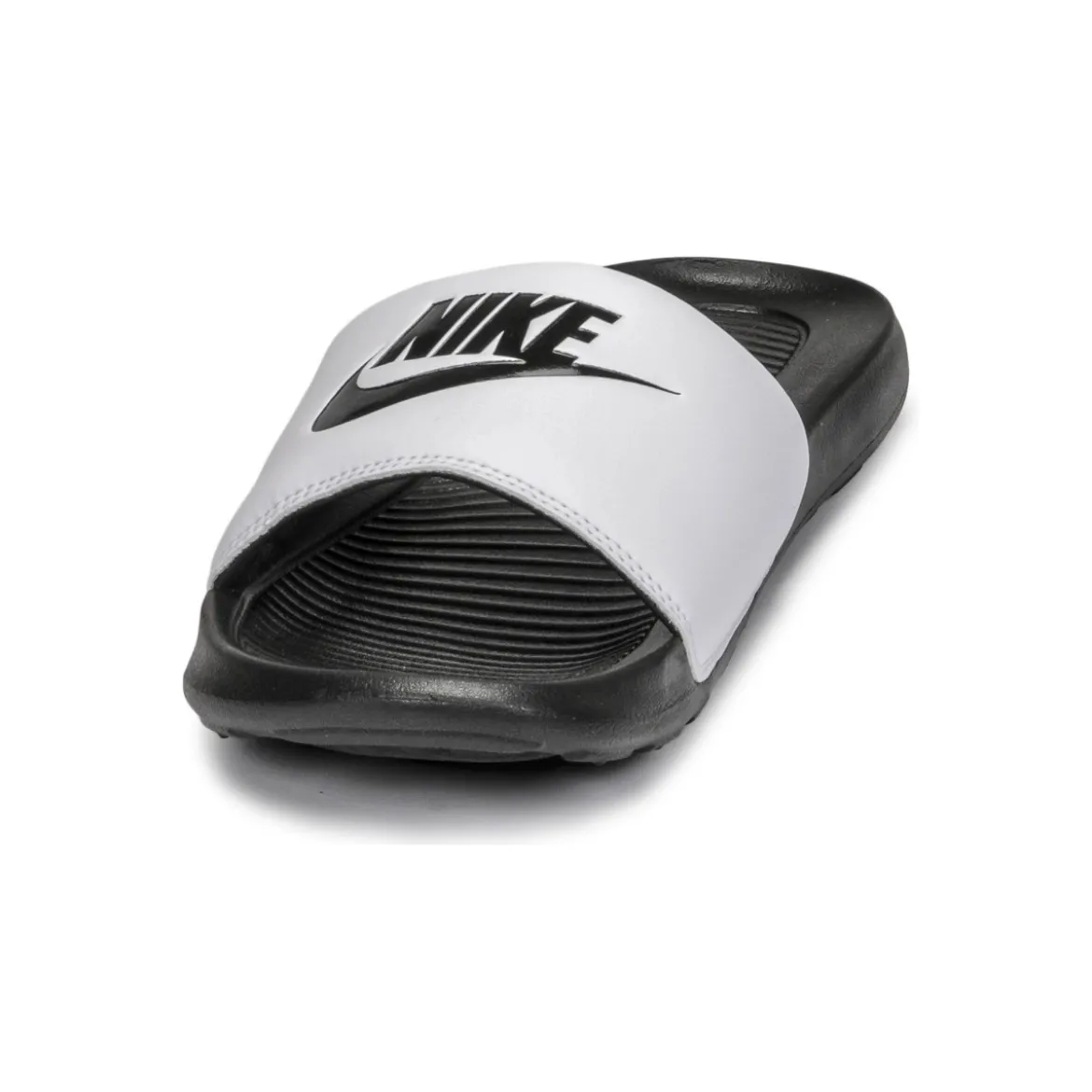 Nike BENASSI