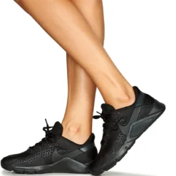 Nike Essential