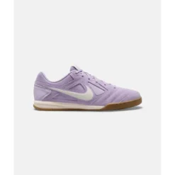 Nike Gato