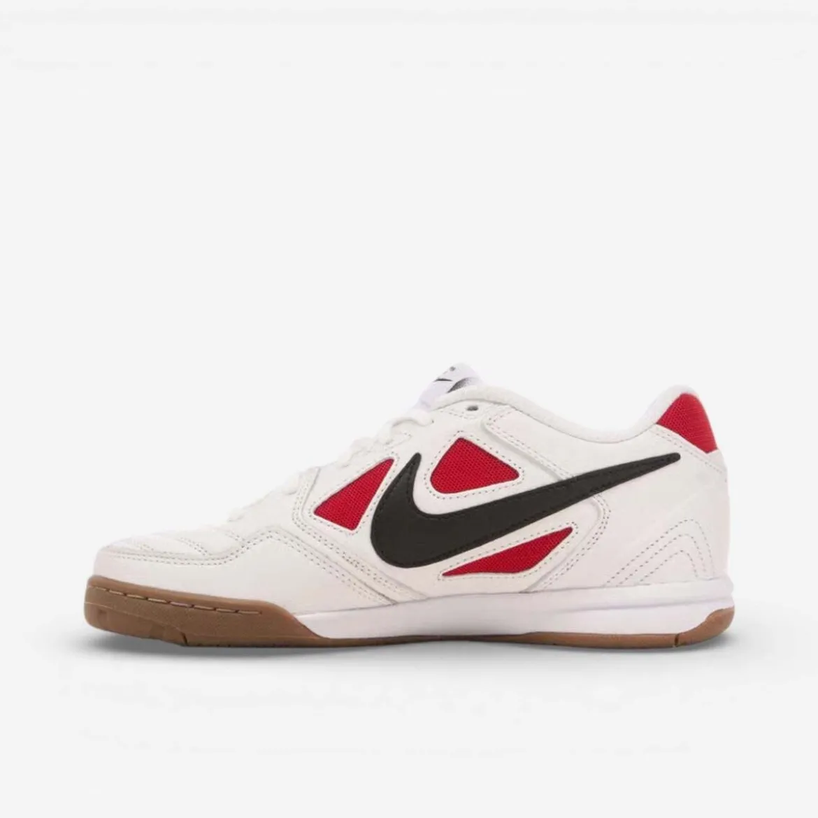 Nike Gato