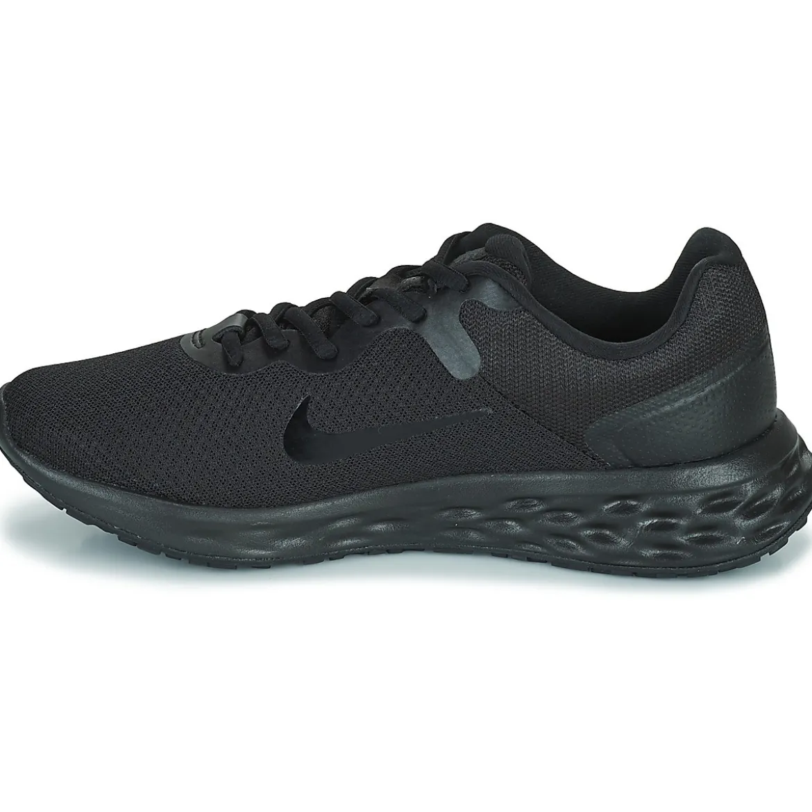 Nike Revolution 6