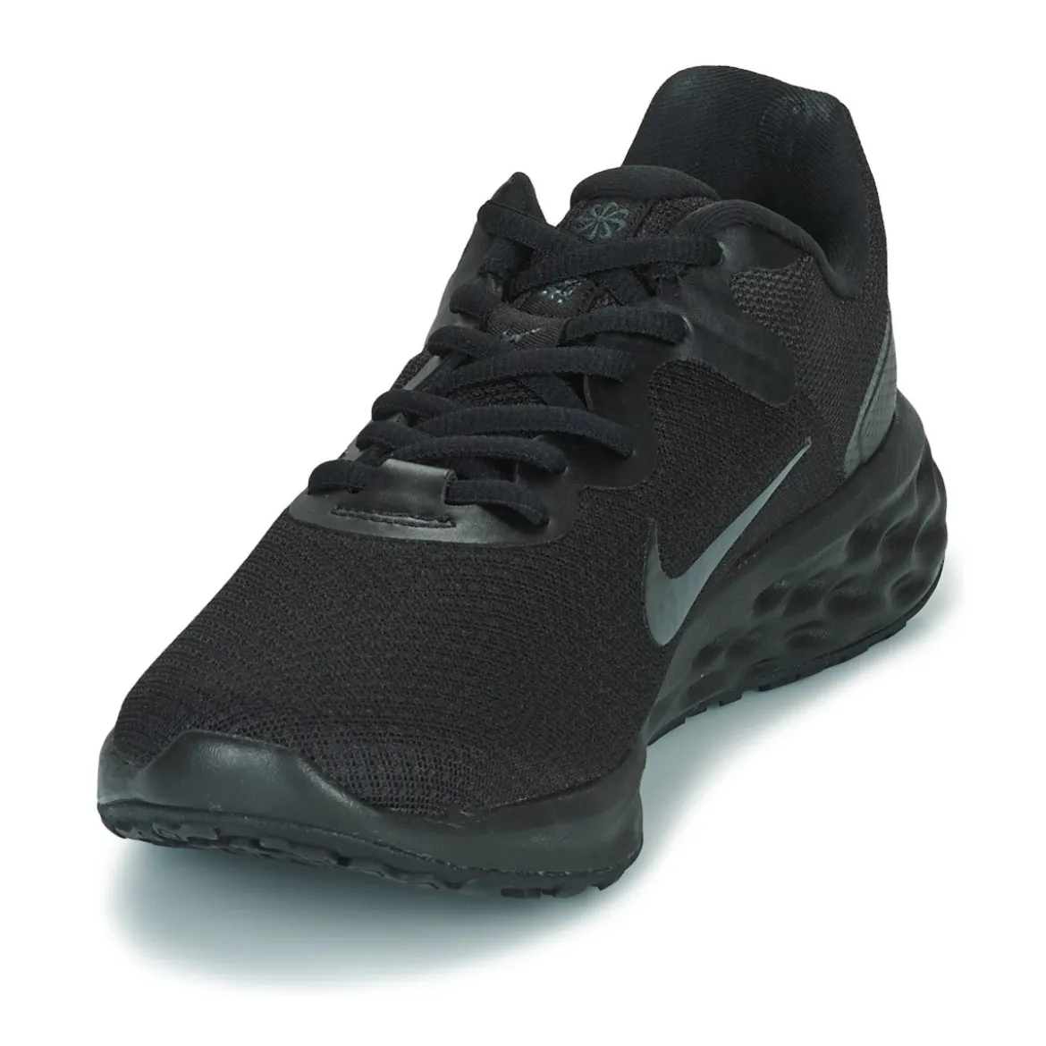 Nike Revolution 6