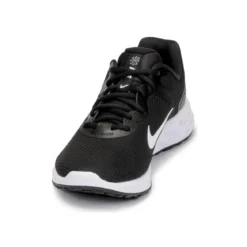 Nike Revolution 6