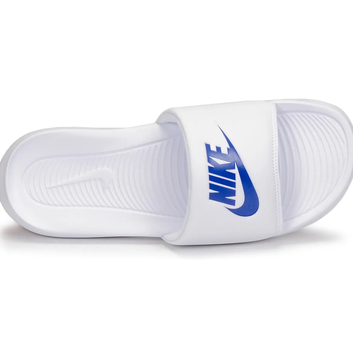 Nike Victori One