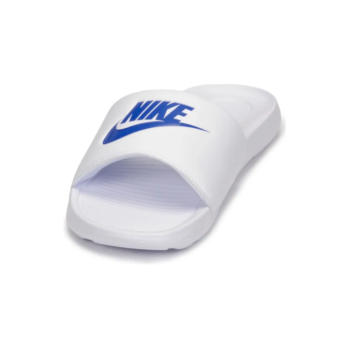 Nike Victori One