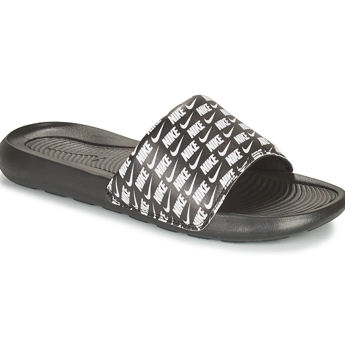 Nike Victori One