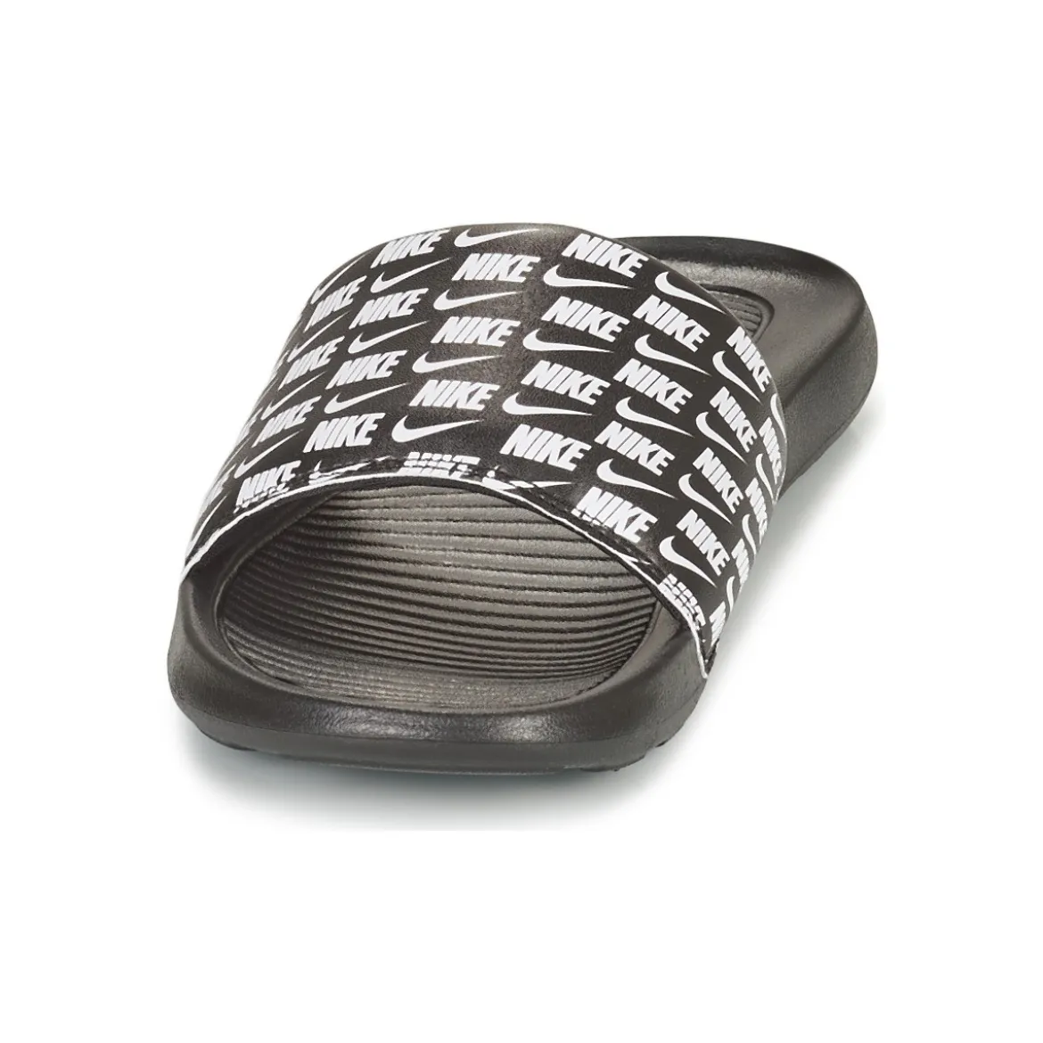 Nike Victori One