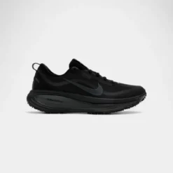Nike Vomero 18