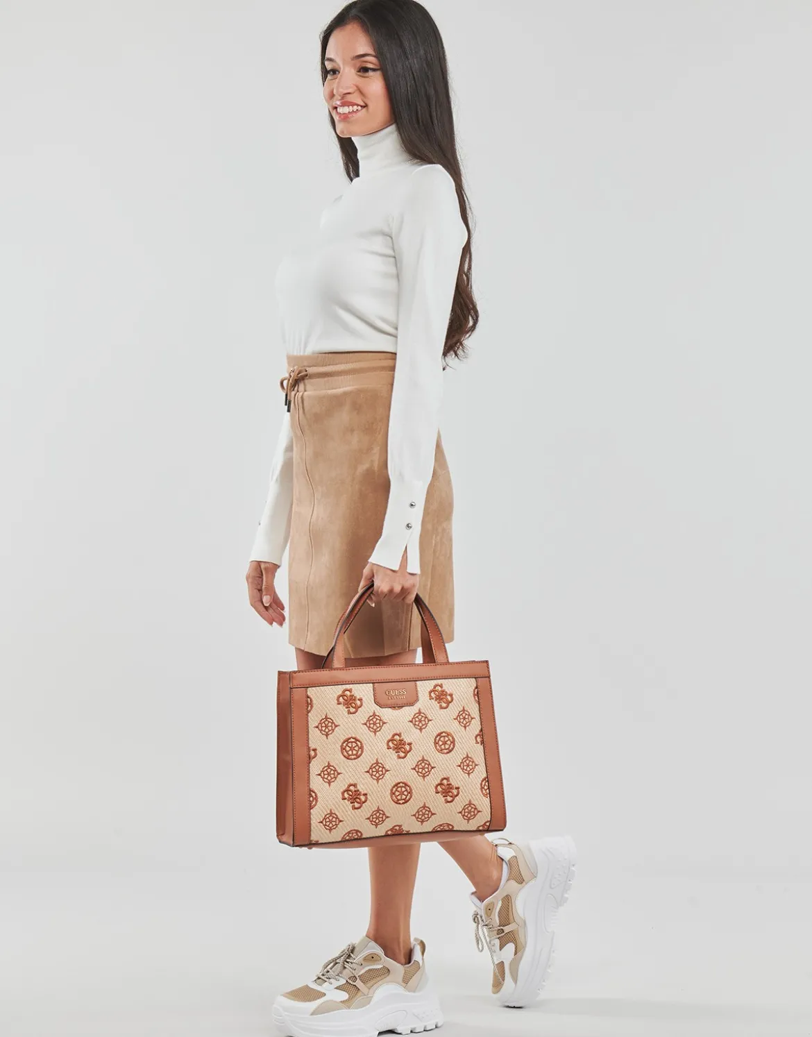 Pullovere Guess