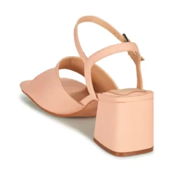 Sandaler med hæl Clarks