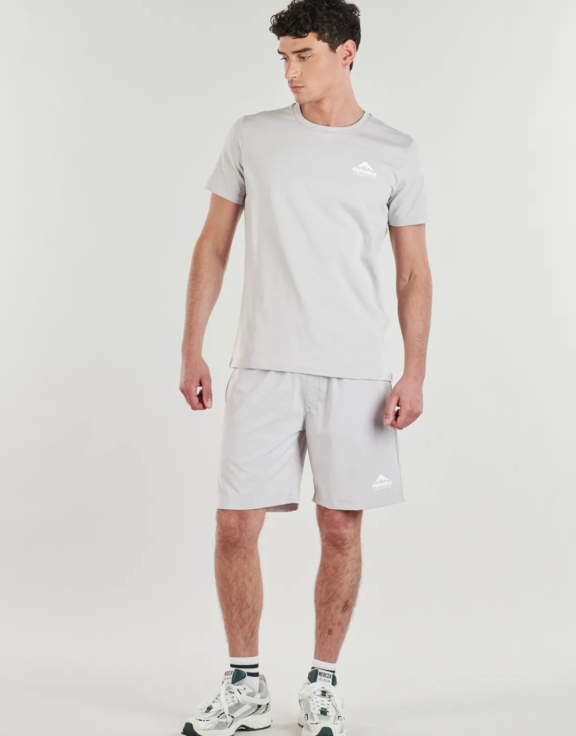 Shorts Helvetica
