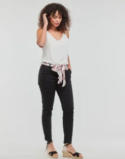Slim fit bukser Betty London