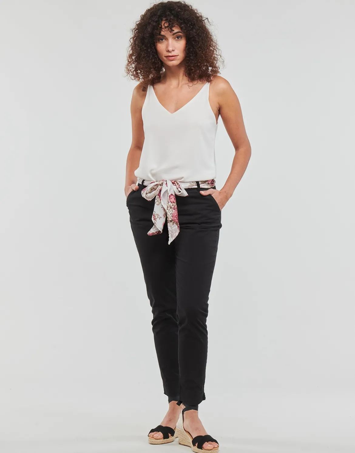 Slim fit bukser Betty London