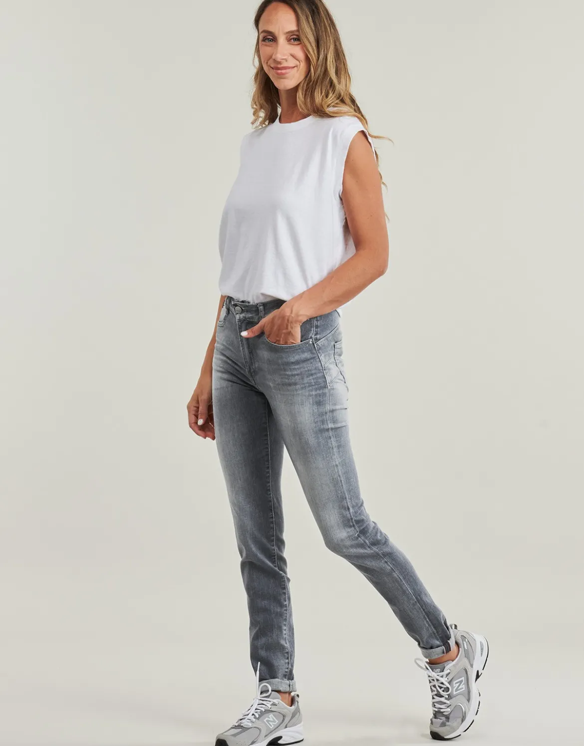 Smalle jeans Le Temps des Cerises