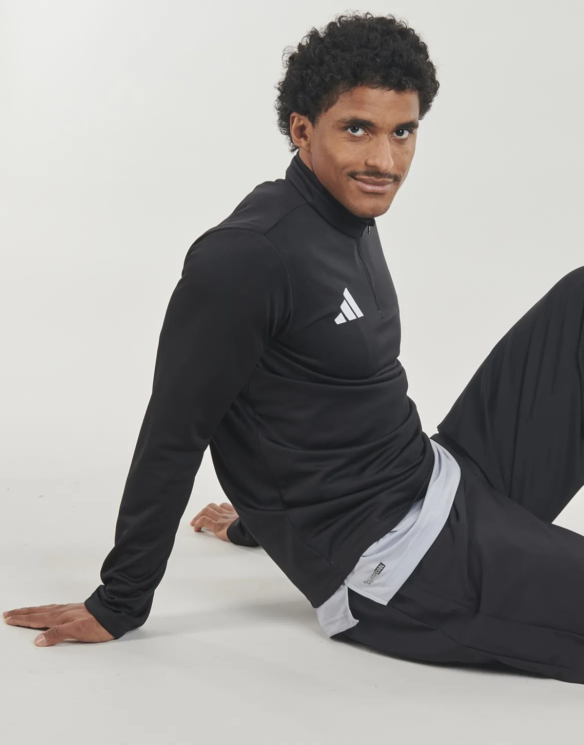 Sweatshirts adidas