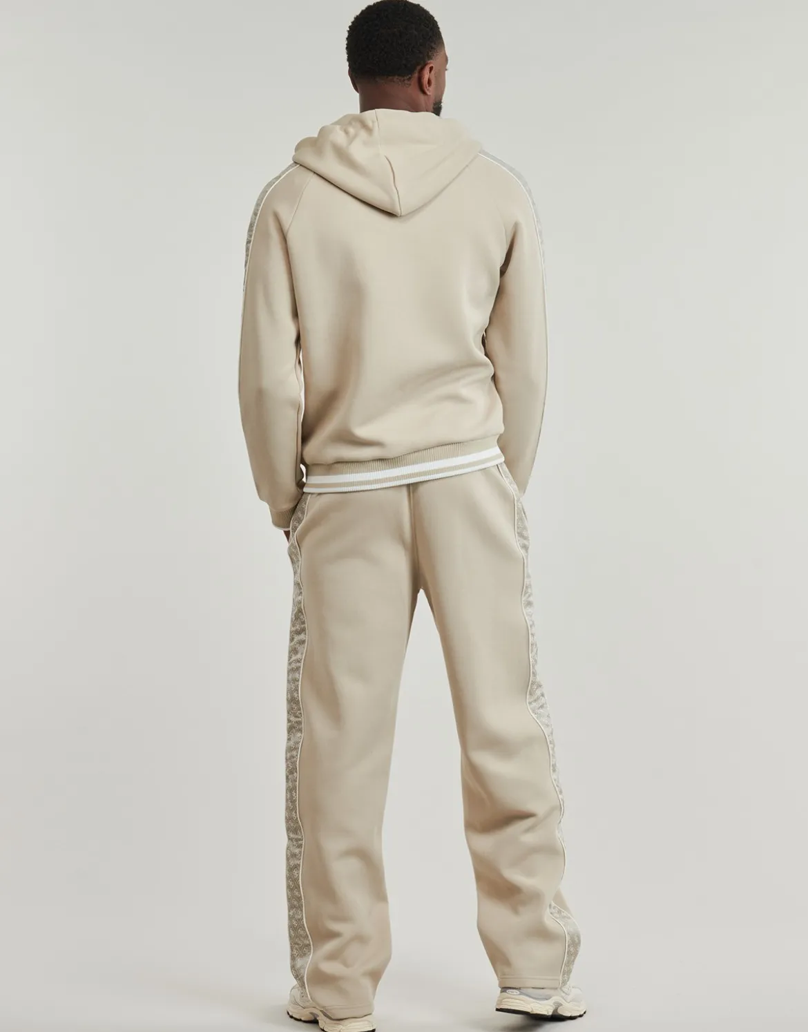 Sweatshirts m. hætte Guess