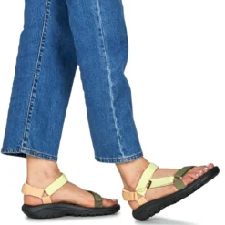 Teva HURRICANE